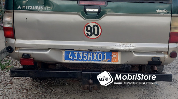 MobriStore Mitsubishi L200