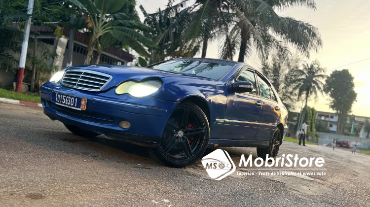 MobriStore Mercredes c200