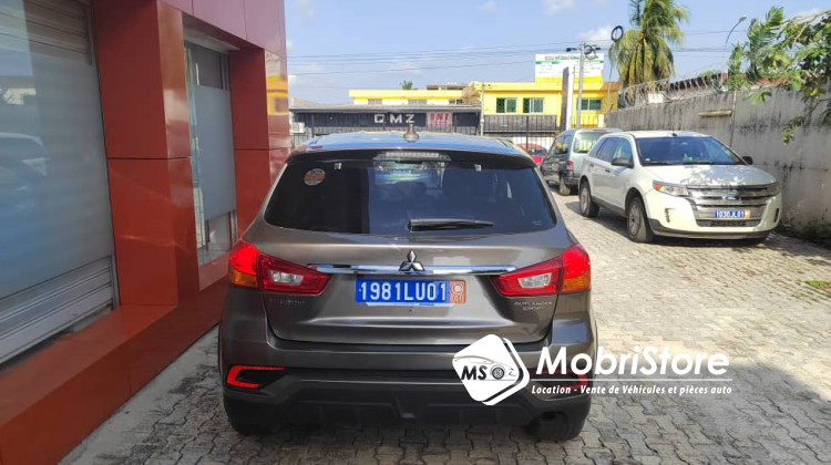 MobriStore mitsubishi outlander 2018