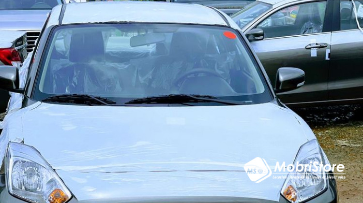 MobriStore SUZUKI DZIRE GLX